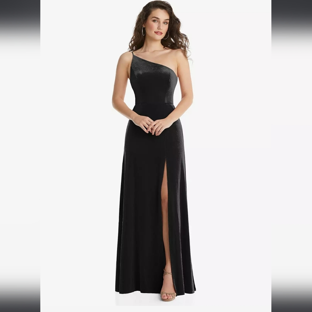 After Six One-Shoulder Spaghetti Strap Velvet Maxi Dress In Black NWT Size 12